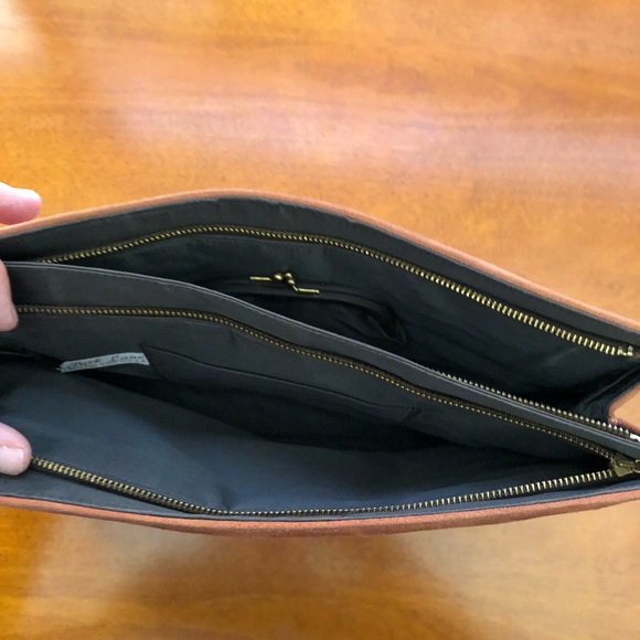 Vintage 1940’s Park Lane Suede Clutch - Picture 2 of 9